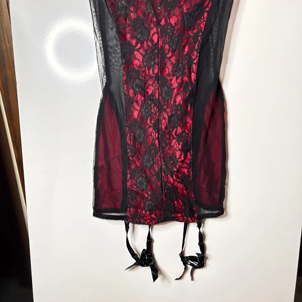 Vtg Frederick's of Hollywood Bustier Lg Red Lace Goth Vampy Burlesque Lingerie